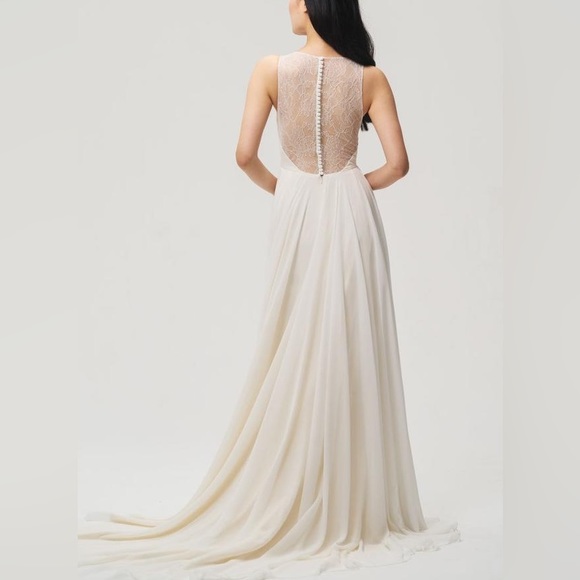 Winter White Chiffon Fallon 1881b Feminine Wedding Dress - Size 10 - Picture 3 of 7